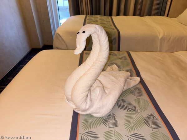 Today's Towel Animal: Swan 