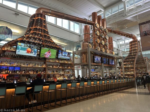 Fancy bar in the international terminal of Houston Airport