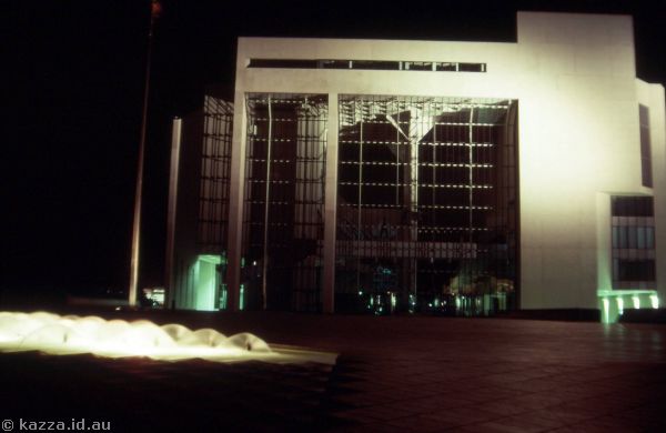 1985 - High Court of Australia by night