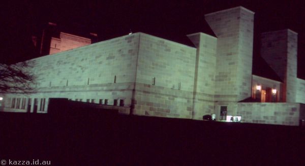 1986 - Australian War Memorial by night