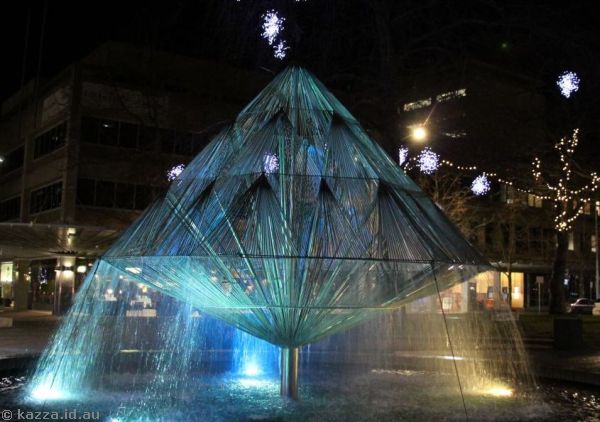 2016 - Canberra Times Fountain by night