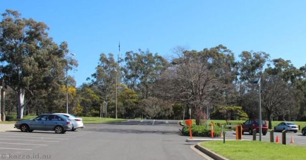 2016 - State Circle looking towards New Parliament House