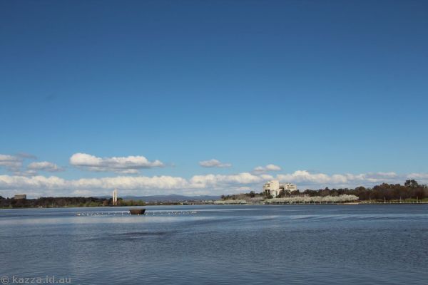 2016 - Captain Cook Fountain and Lake Burley Griffin