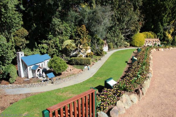 2016 - Cornish Cottages.  Buildings have been rearranged, and repainted