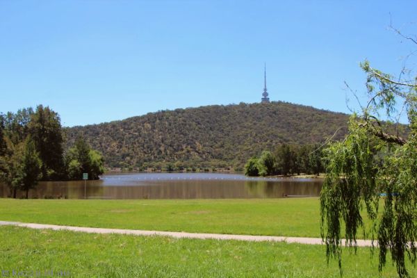 2016 - Black Mountain from Black Mountain Peninsula
