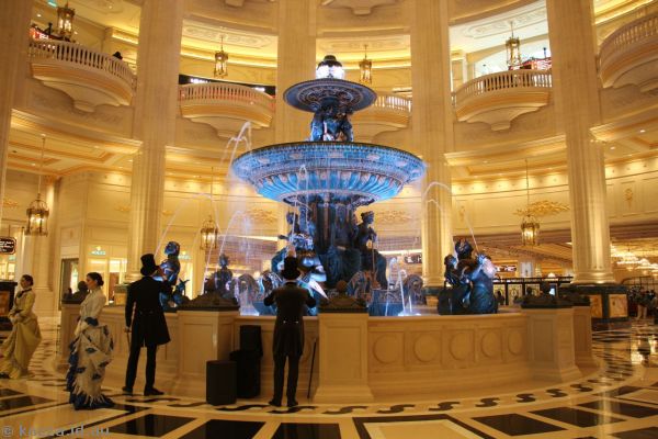 Lobby of the Parisian Hotel