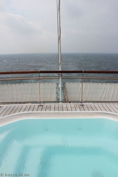 Deck 6 spa and stern of ship