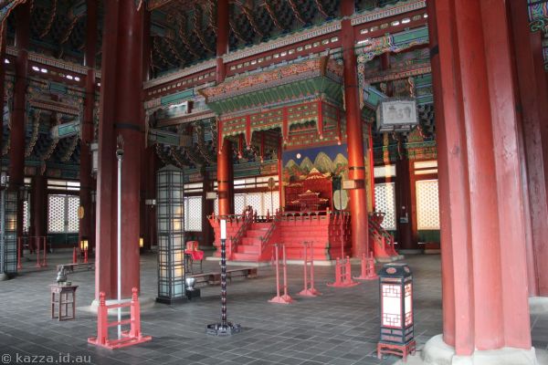 Inside Geunjeongjeon hall