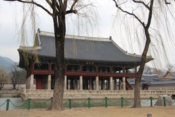 Gyeonghoeru pavilion