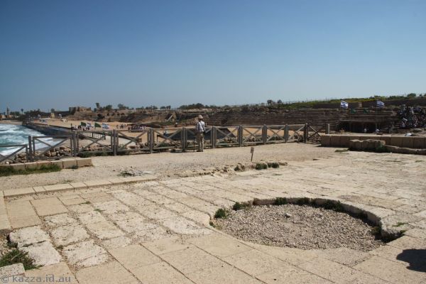Looking from the palace area towards the Hippodrome