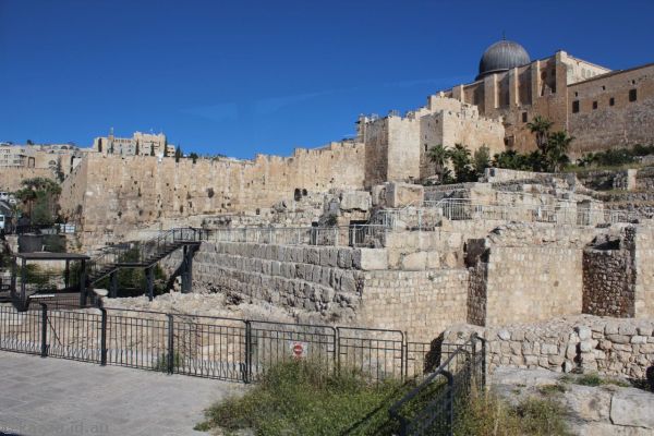 Southern walls of Jerusalem<br/>Photo by Dad