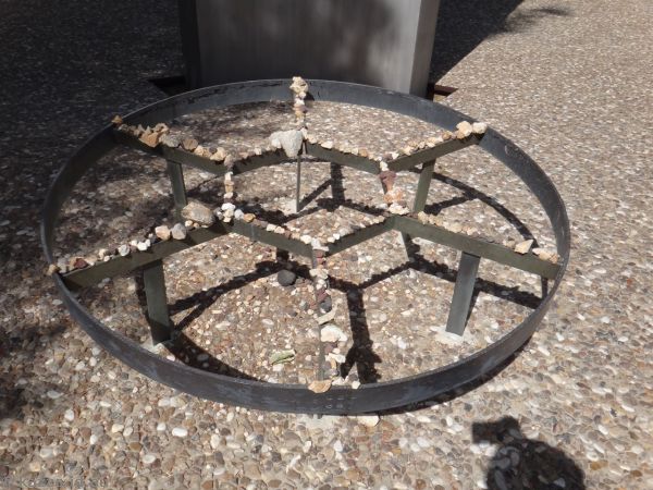Stones at Yad Vashem