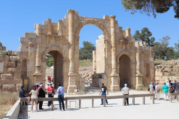 South Gate at Jerash<br/>Photo by Dad