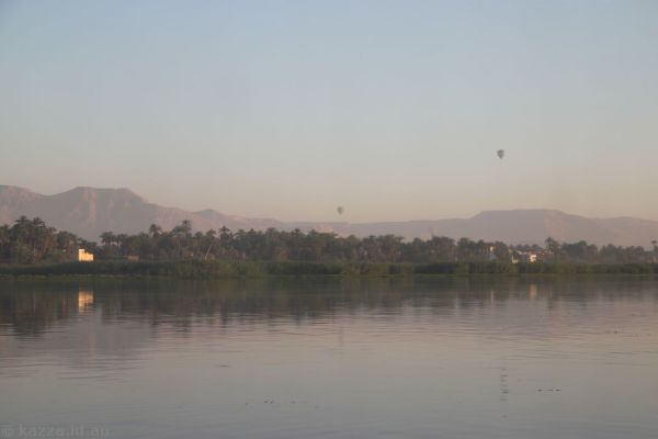 Hot air balloon over the Nile at Luxor