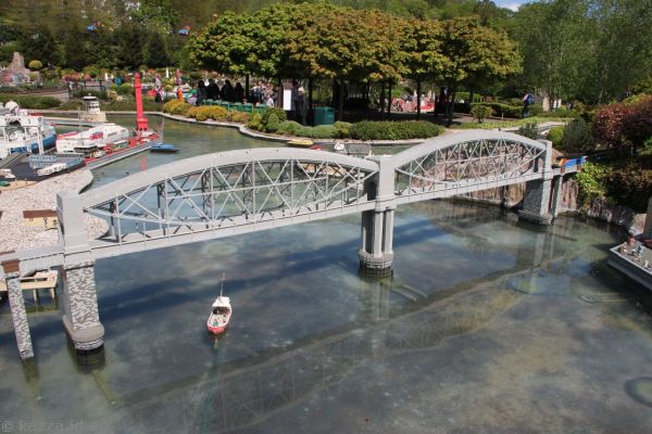 The Royal Albert Bridge from Cornwall at Miniland