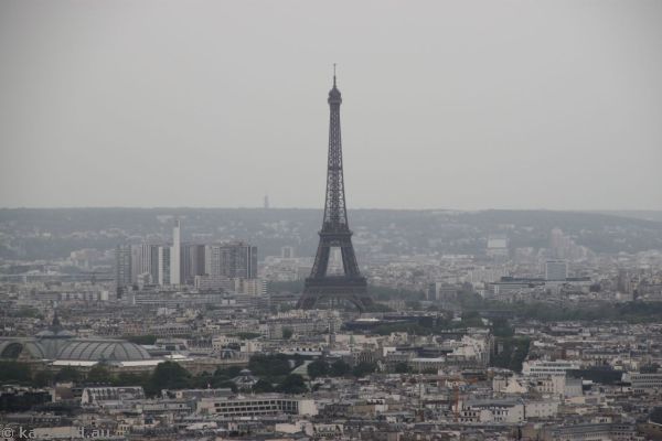 View towards the Eiffel Tower from Sacré-Cœur