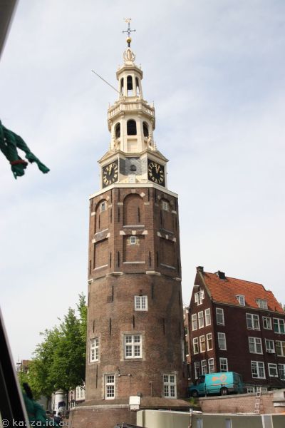 Montelbaanstoren tower from Oudeschans