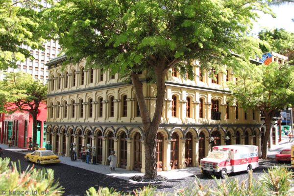 Building in Miniland
