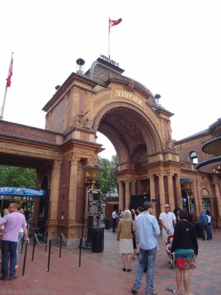 Entrance to Tivoli Gardens
