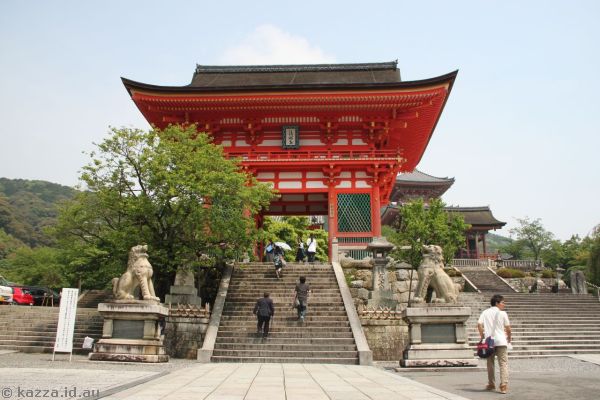 Nio-mon (Kiyomizudera Temple)