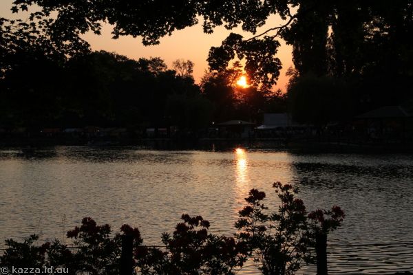 Chidorigaike Pond at sunset
