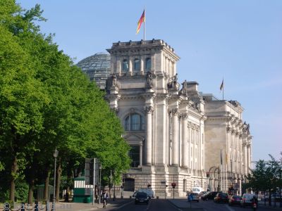 Walking up to the Reichstag