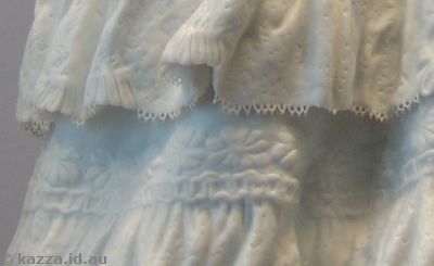 Look at the exquisite detail!!