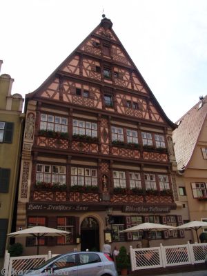 Supposedly famous medieval building in Weinmarkt
