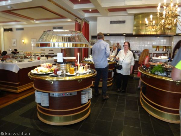 Dinner buffet (first night)