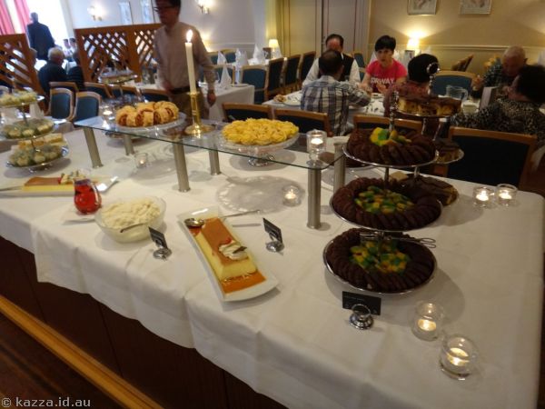 Dinner buffet (first night)