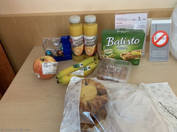 Snackages we picked up for breakfast and later