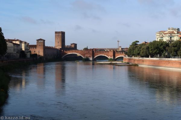 View southwest back to Ponte di Castelvecchio