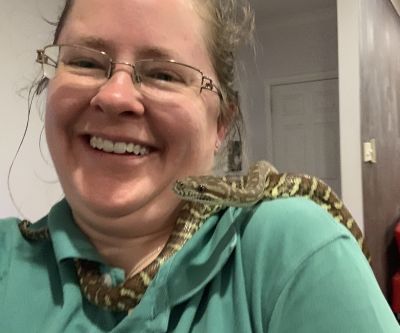 Snake kisses