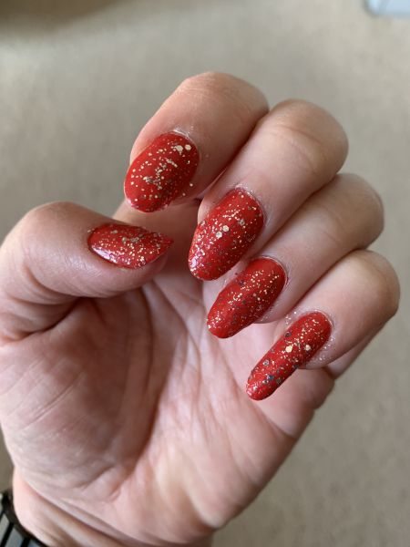 Sparkly nails