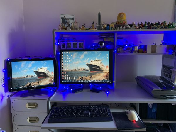 Clean desk