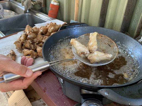 Cooking chicken wings