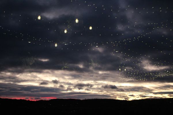 Howling Moon lights