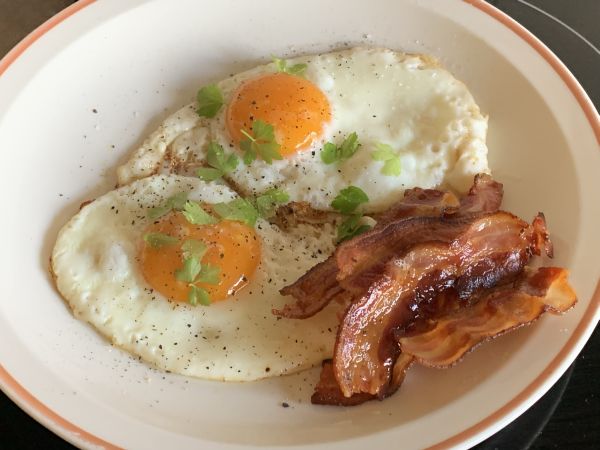 Bacon and eggs