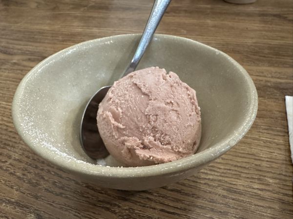 Hachiko sakura ice cream