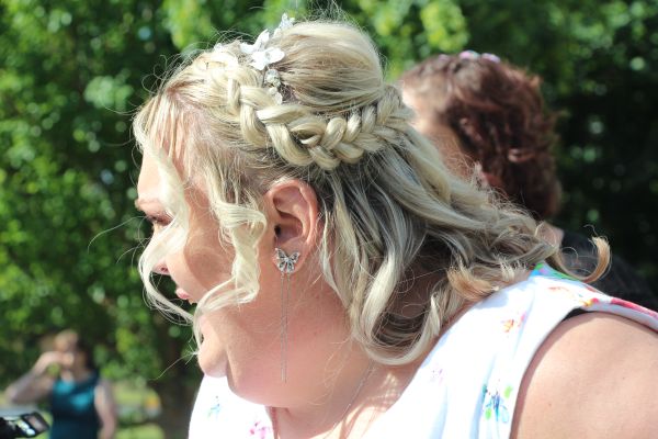 Sarah's hair and earrings