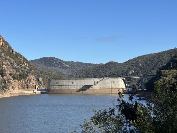 Burrinjuck Dam