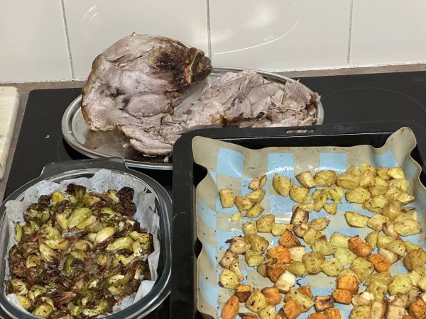 Roast pork and veggies