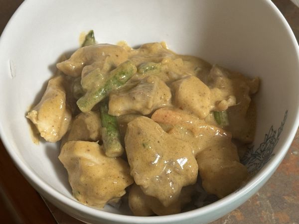 Almond satay chicken