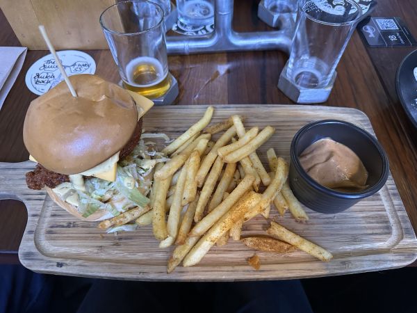 Bentspoke Braddon chicken burger