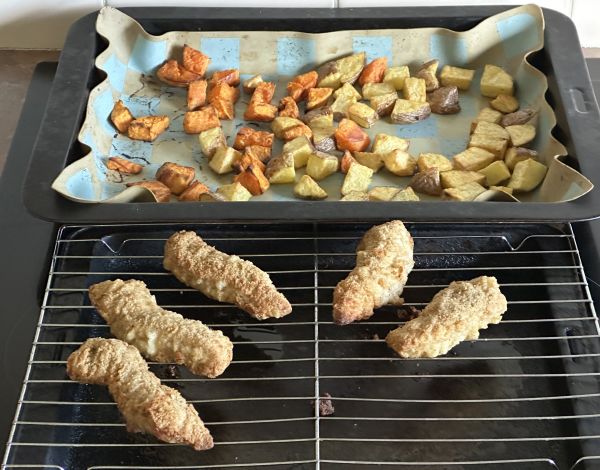 Buttermilk chicken fillets and veggies