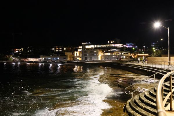 Cronulla by night