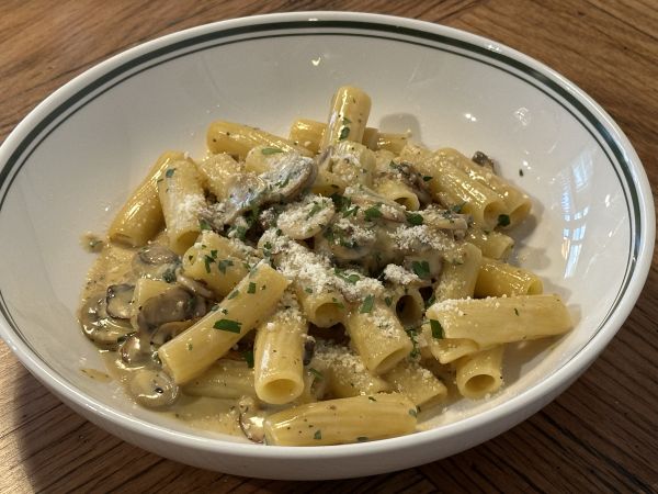 Gianni's rigatoni marsala