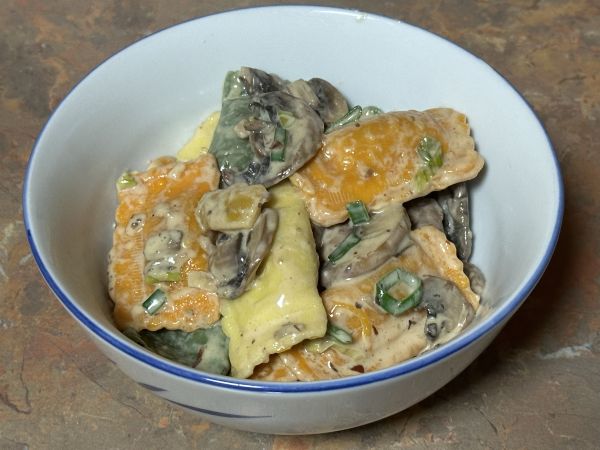 Ravioli with creamy mushroom sauce