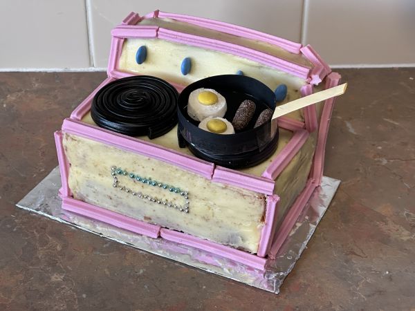 AWW Stove Cake