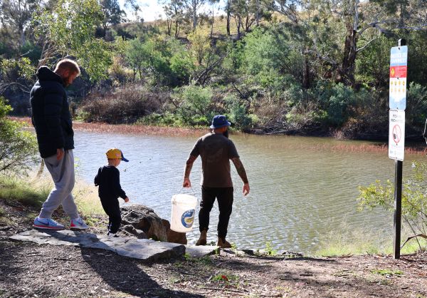 Illegal fishers in Canberra